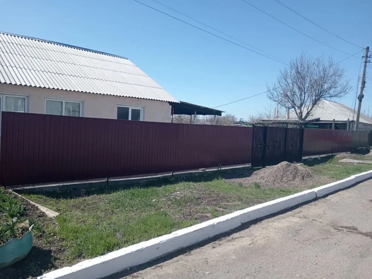 Дом, Новосветловка